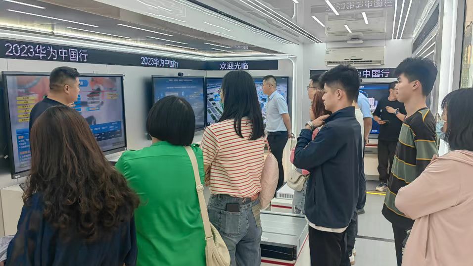 巡展拓市場 | 向下扎根，向外生長